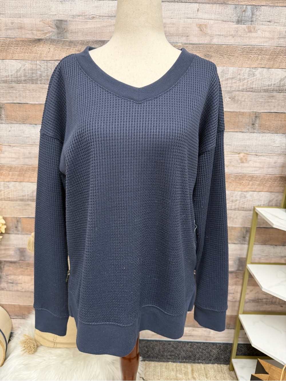 L. L. Bean Navy V-Neck Waffle Knit Pull Over